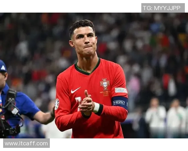 2025世界足球排名前十球星全面解析与未来展望 2025世界足球排名前十球星全面解析与未来展望