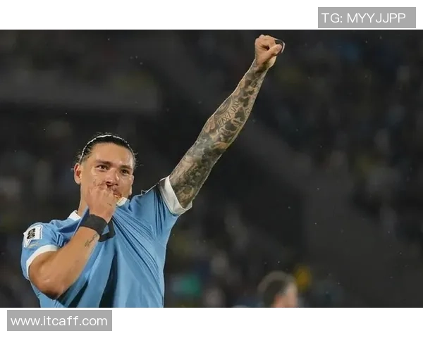 乌拉圭足球传奇球星回顾与现役球员表现分析