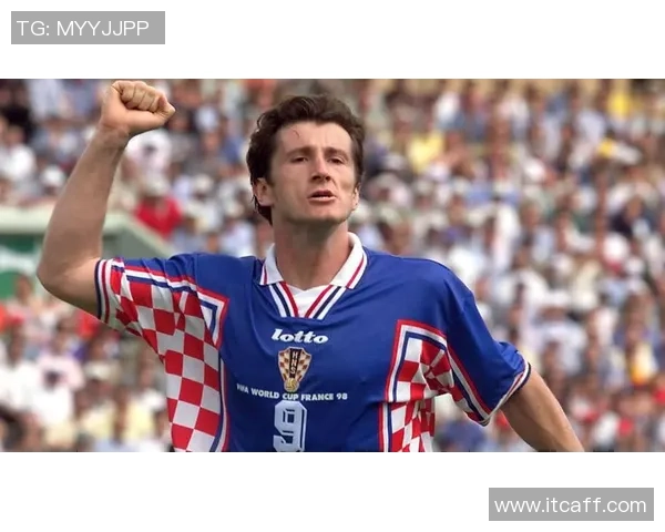 八号球衣的传奇足球巨星们:从贝克汉姆到贾巴尔的辉煌历程 八号球衣的传奇足球巨星们:从贝克汉姆到贾巴尔的辉煌历程