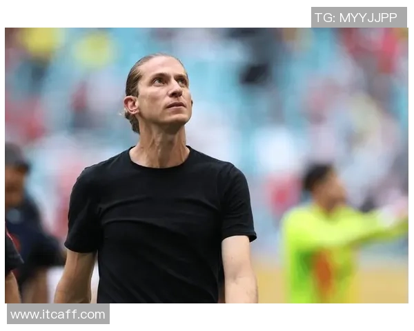 外号国王的足球传奇：从球场霸主到历史铭刻的巨星之路